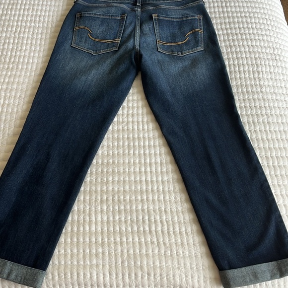 Women’s Signature by Levi Modern Slim Cuffed Ankle Length Jeans - Picture 2 of 8